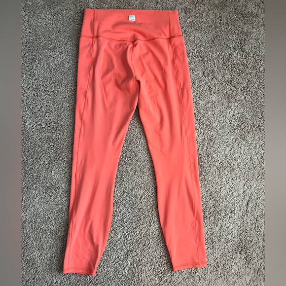 Vuori daily leggings - size medium - Picture 4 of 6